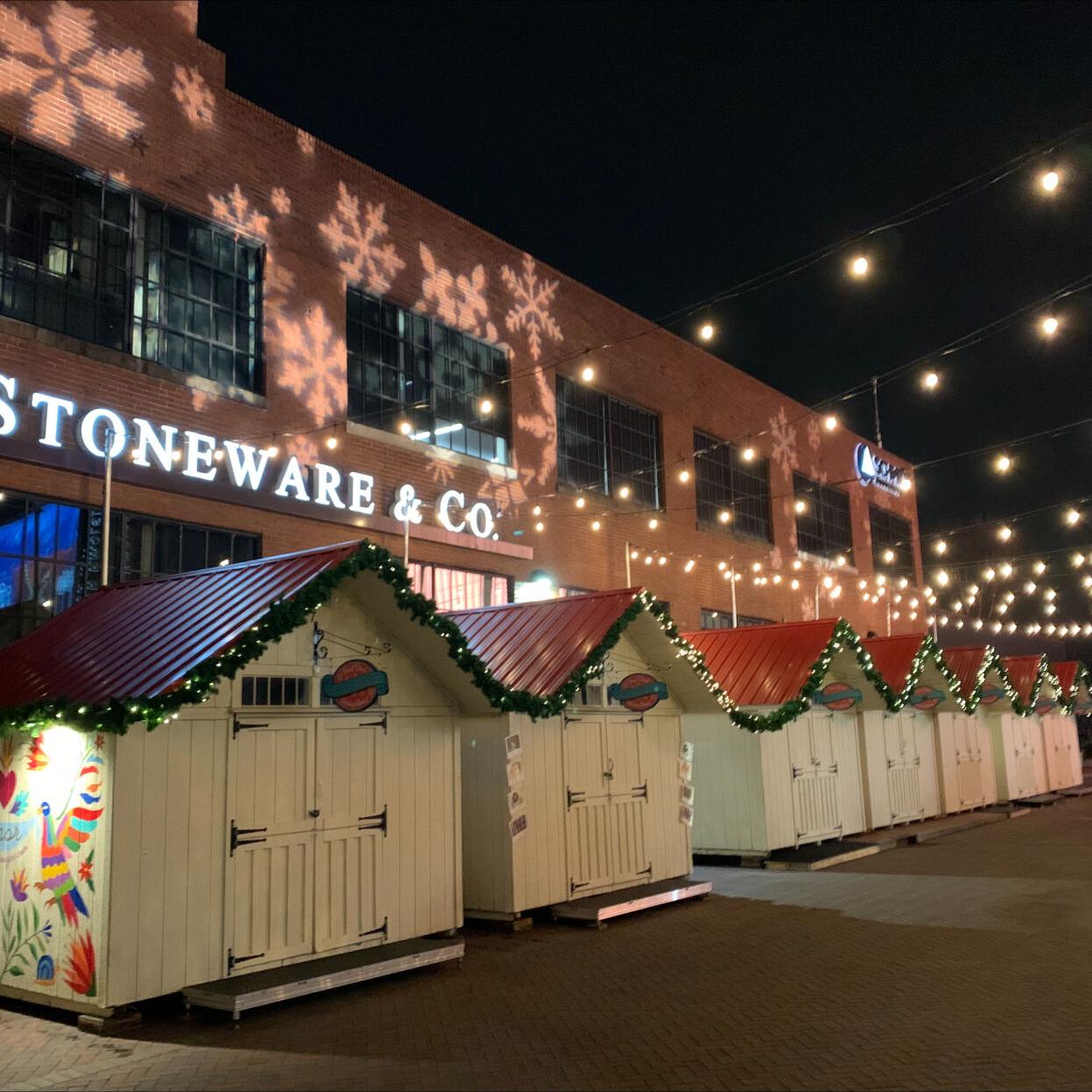 Fete de noel string lights.jpeg